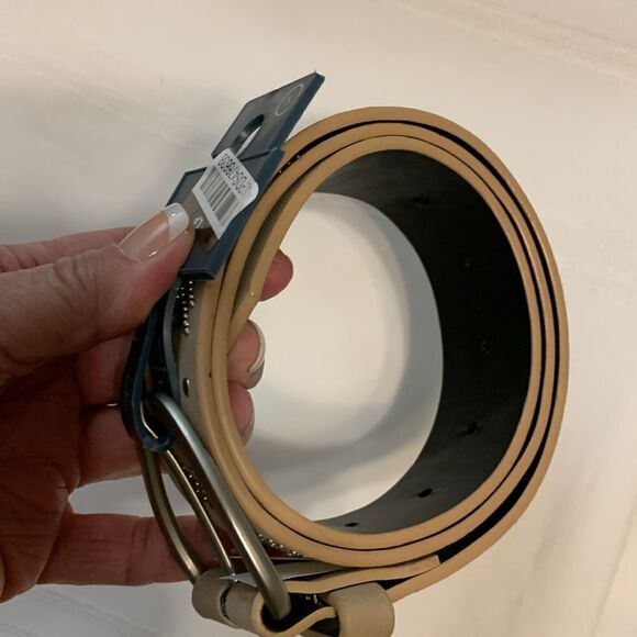 Universal Thread ladies Small Belt brushed nickel with beading detail NEW - Picture 1 of 8